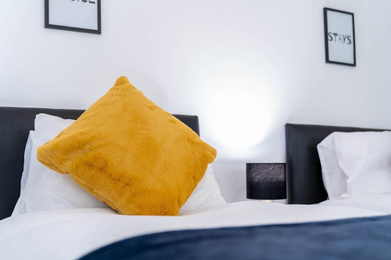 Three Bedroom Apartment- One Choice Stays Serviced Accommodation- Jewellery Quarter Бирмингем Экстерьер фото